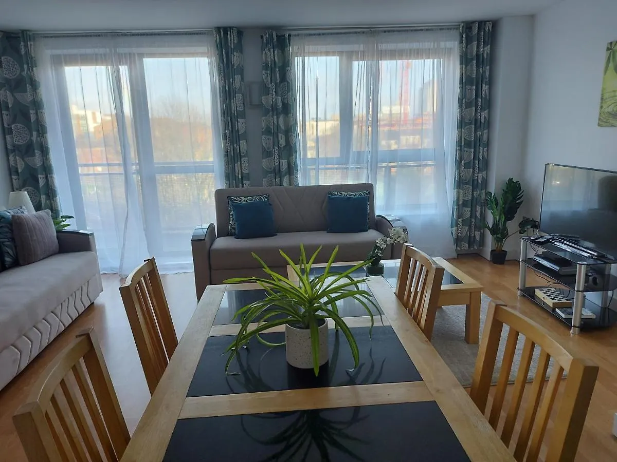 Large 2 Bed, 2 Bath, Free Parking & Wifi Daire Sheffield