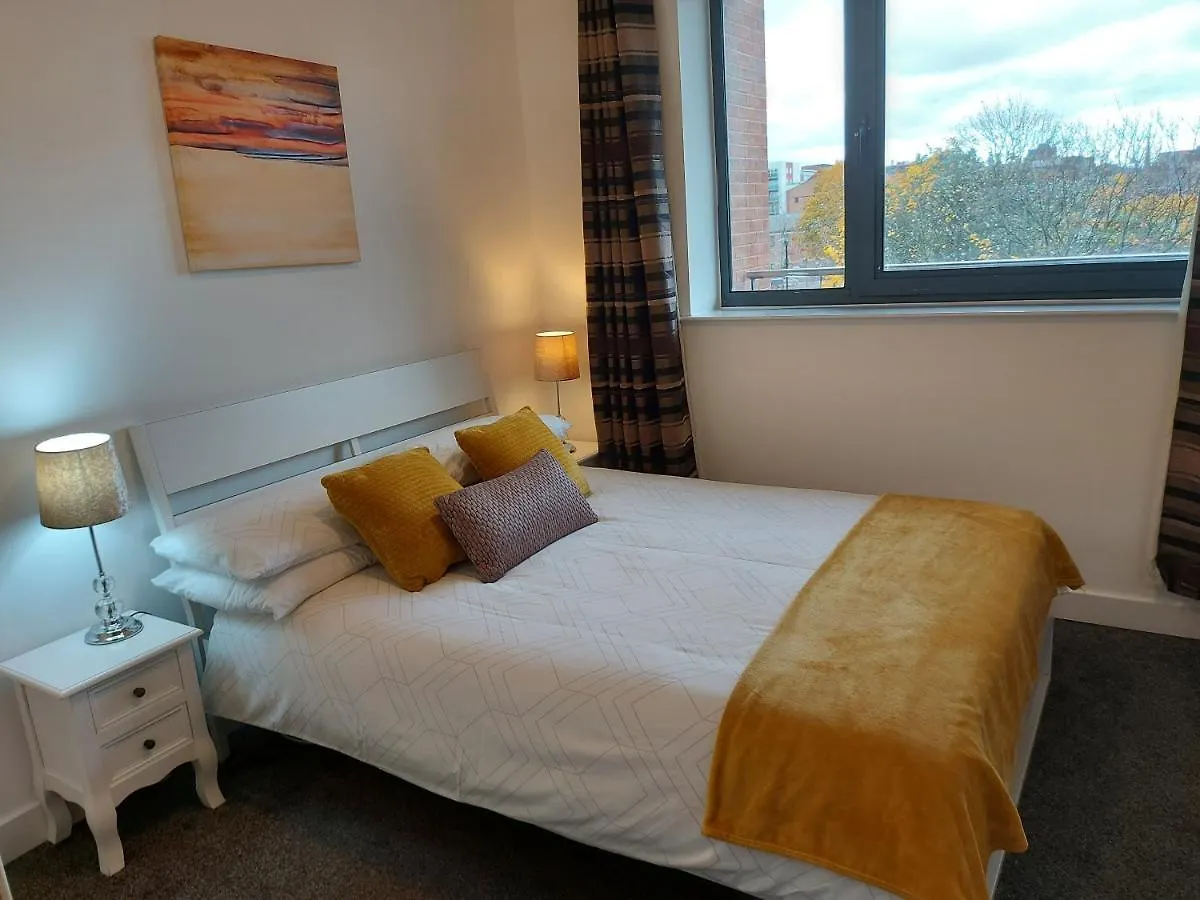 Large 2 Bed, 2 Bath, Free Parking & Wifi Appartement Sheffield 0*,  Verenigd Koninkrijk